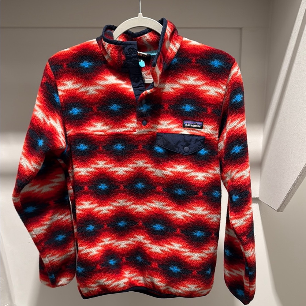 Patagonia Red and Blue Patterned Fleece Pullover